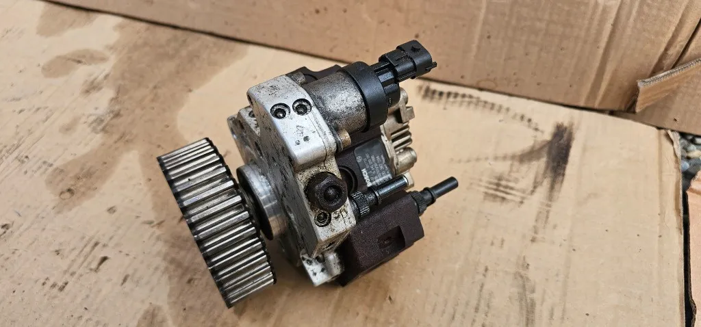 Pompa inalta presiune Renault Laguna 2 / Megane 2 1.9 DCI 2003 2004 2005 2006