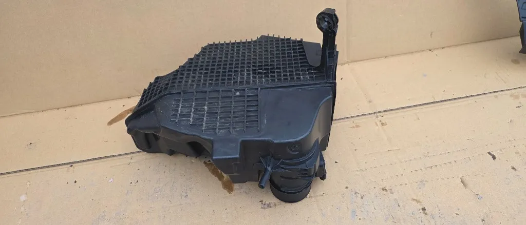Carcasa filtru aer Renault Clio 4 1.5 DCI 2014 2015 2016 2017