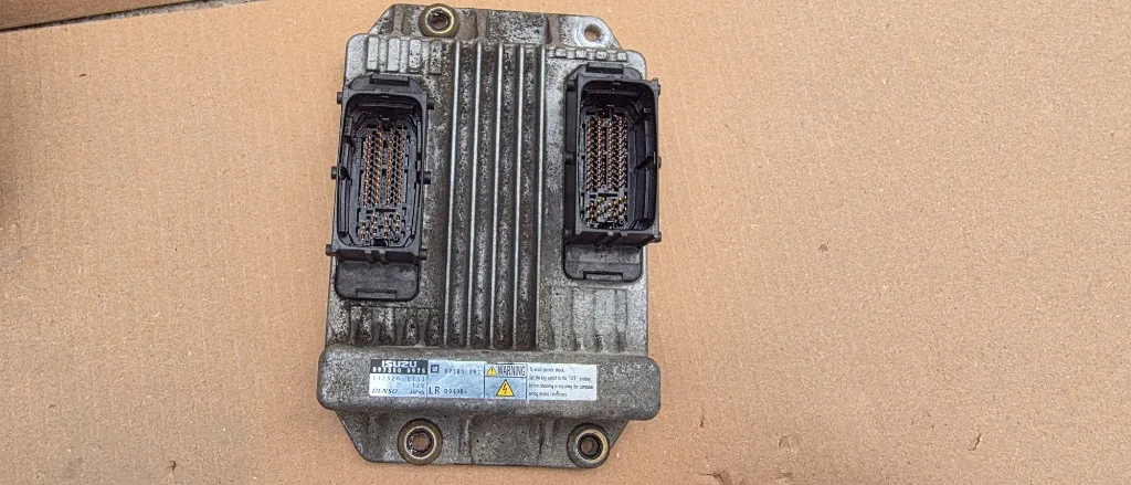 Ecu calculator motor Opel Corsa C 1.7 CDTI 2004 2005 2006