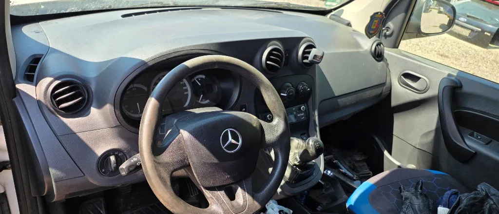 Plansa bord cu airbag pasager Mercedes CITAN W415 2013 2014 2015 2016 2017 2018 2019
