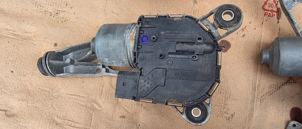 Motoras stergator stanga Ford Focus 3 2011 2012 2013 2014