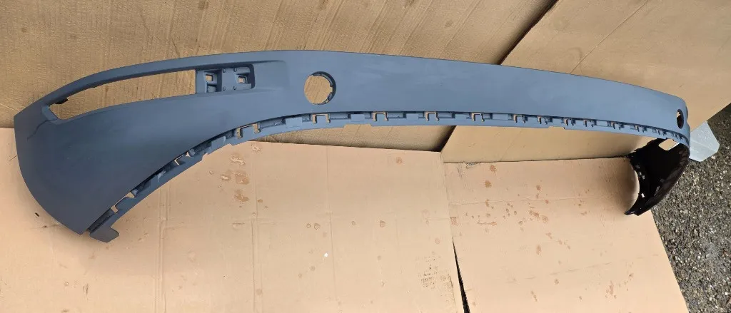 Spoiler bara spate Vw Touareg 7P 2011 2012 2013 2014