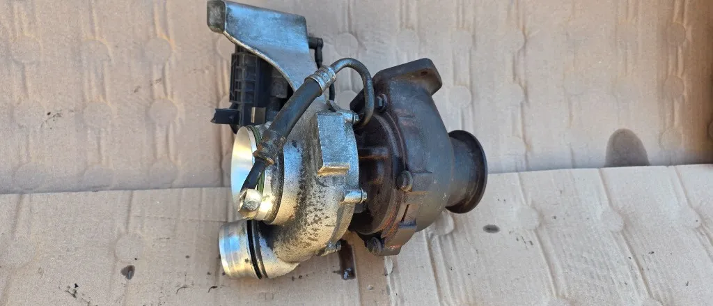 Turbina BMw Seria 3 E90 E91 / Seria E81 E87 2.0 D N47D20C 2007 2008 2009