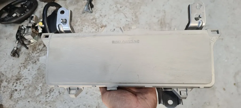 Airbag genunchi Toyota IQ 2009 2010 2011 2012 2013 2014