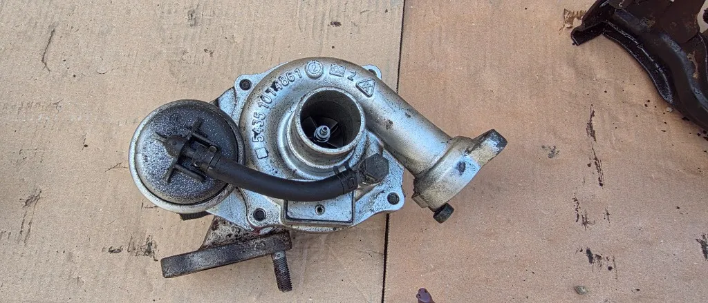 Turbina Turbina Ford Fiesta 1.4 TDCI 2005 2006 2007 2008