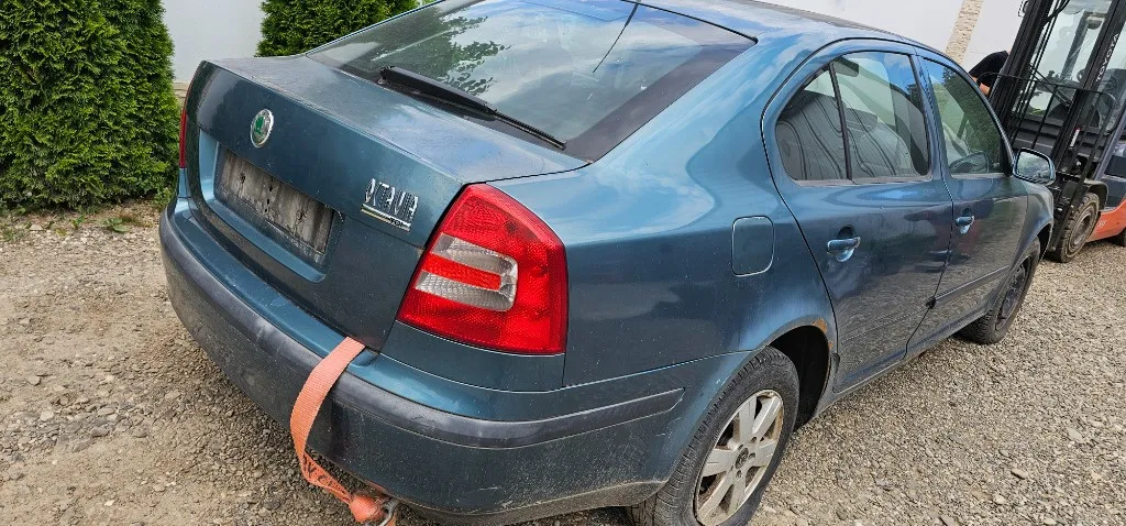 Bara spate Skoda Octavia 2 Sedan 2005 206 2007 2008
