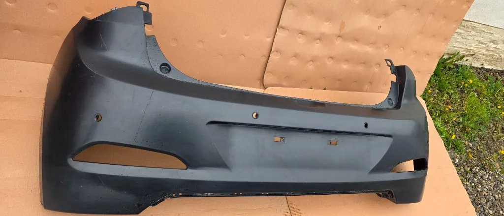Bara spate Hyundai i20 2014 2015 2016 2017