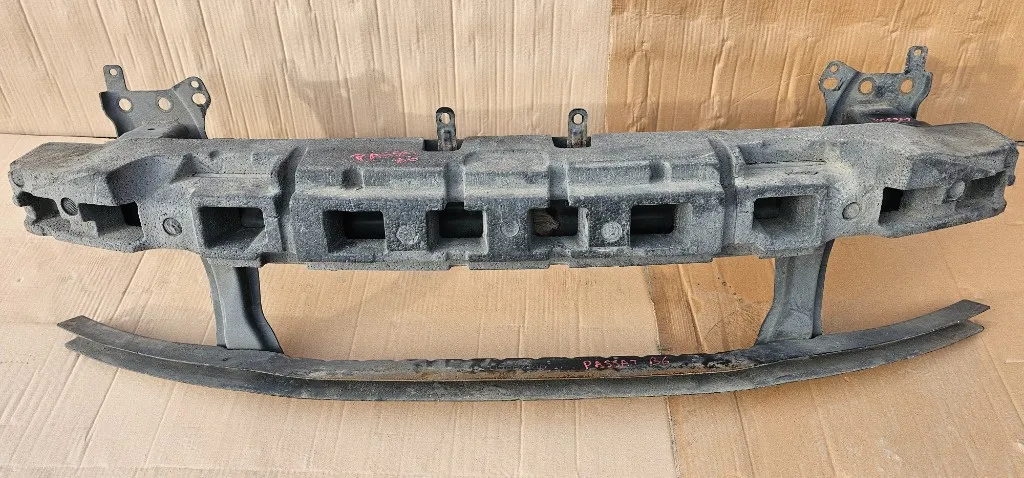 Armatura bara fata Vw Passat B6 2007 2008 2009 2010