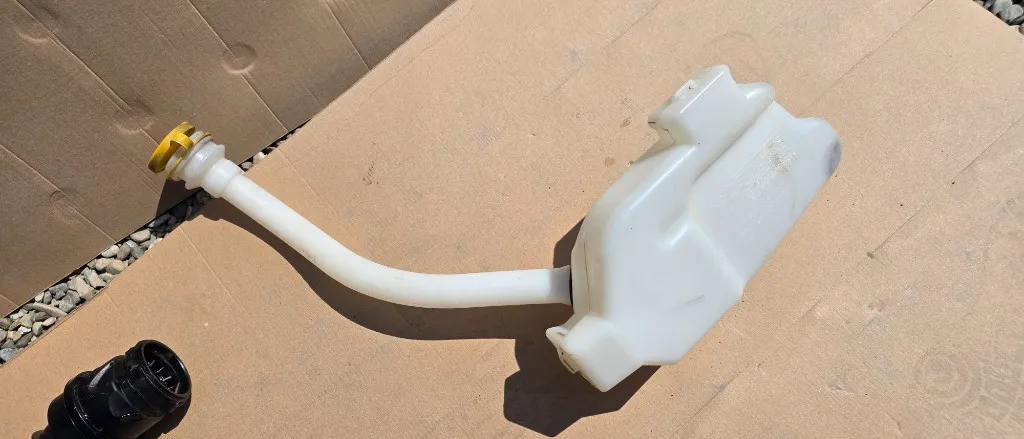 Vas lichid parbriz Renault Kangoo 2 2011 2012 2013 2014 2015 2016 2017 2018