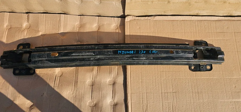 Armatura bara fata Hyundai i30 2008 2009 2010 2011