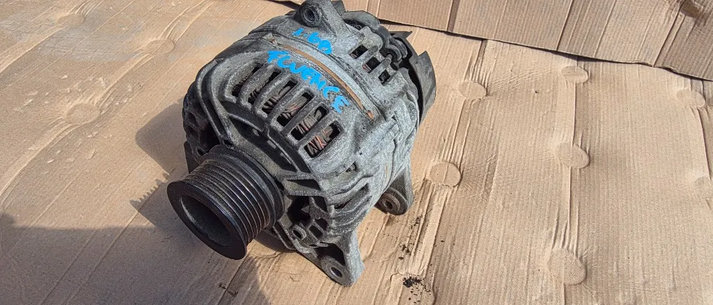 Alternator Renault Fluence / Megane 3 1.6 16v 2010 2011 2012 2013