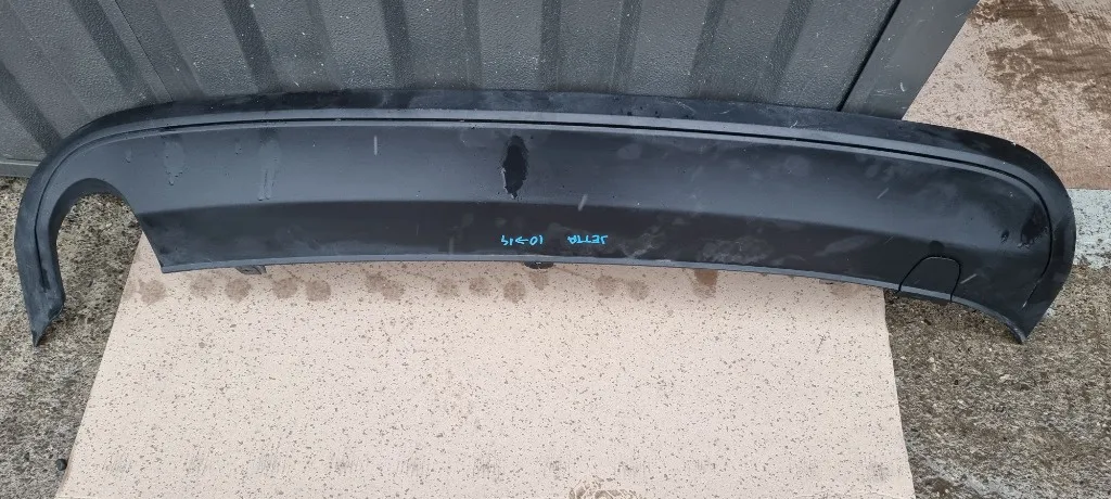 Spoiler Fusta bara spate Vw Jetta 5C Hatchback 2011 2012 2013 2014