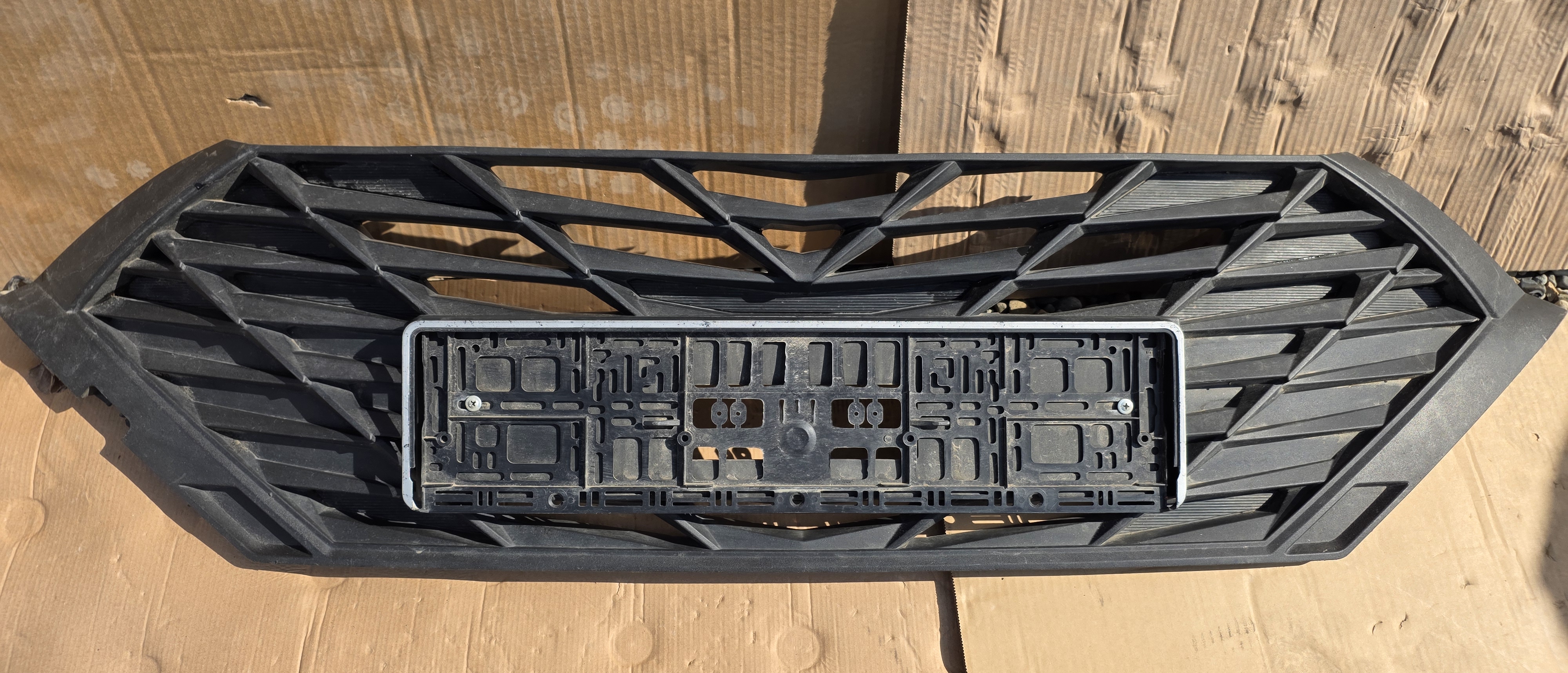 Grila radiator Hyundai i20 Facelift 2024 2025 2026