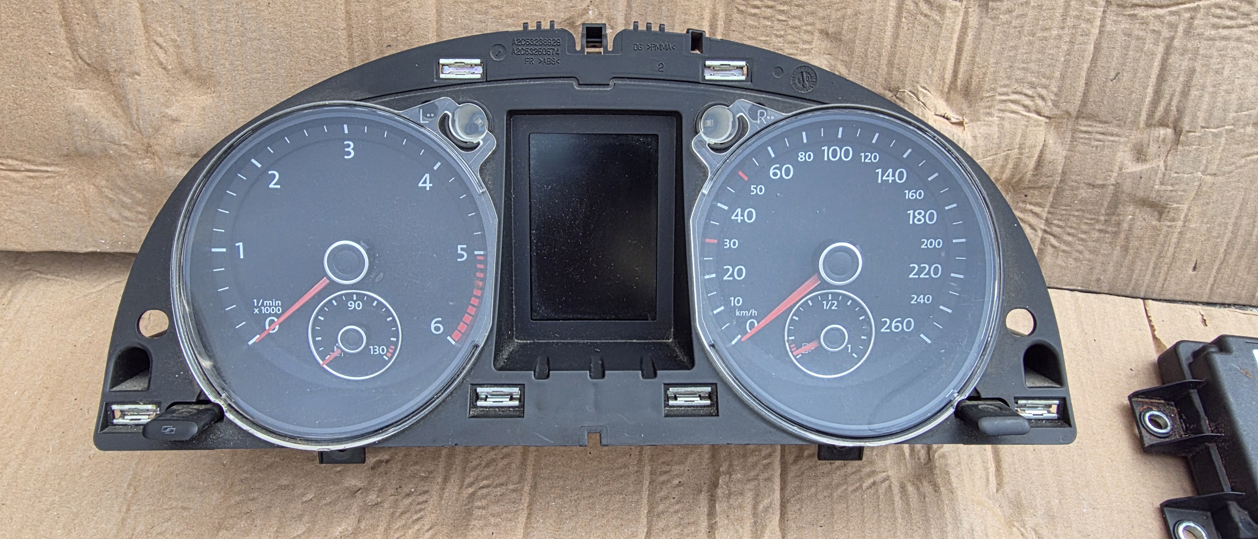 Ceasuri bord Vw Passat B6 2.0 TDI euro 5 2009 2010 2011