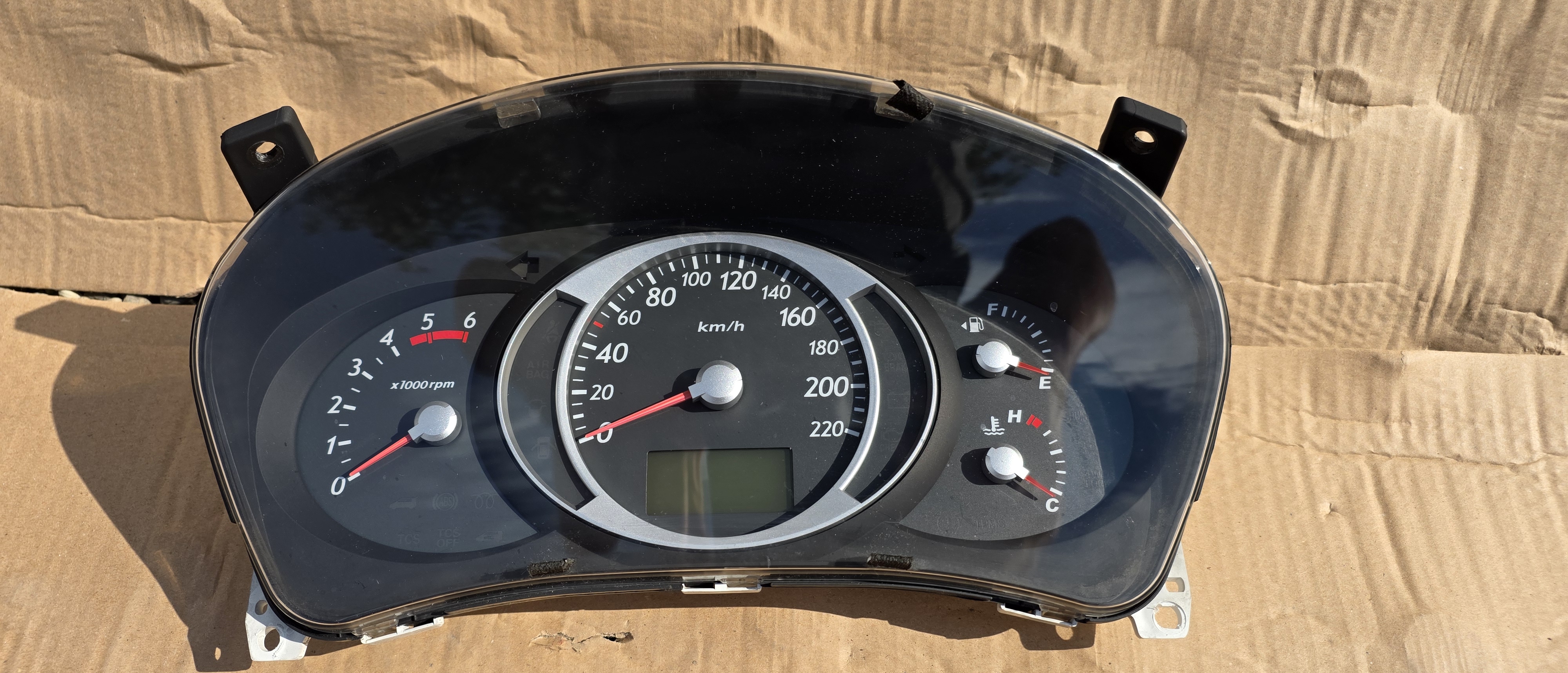 Ceasuri bord Hyundai Tucson 2.0 CRDI 2006 2007 2008