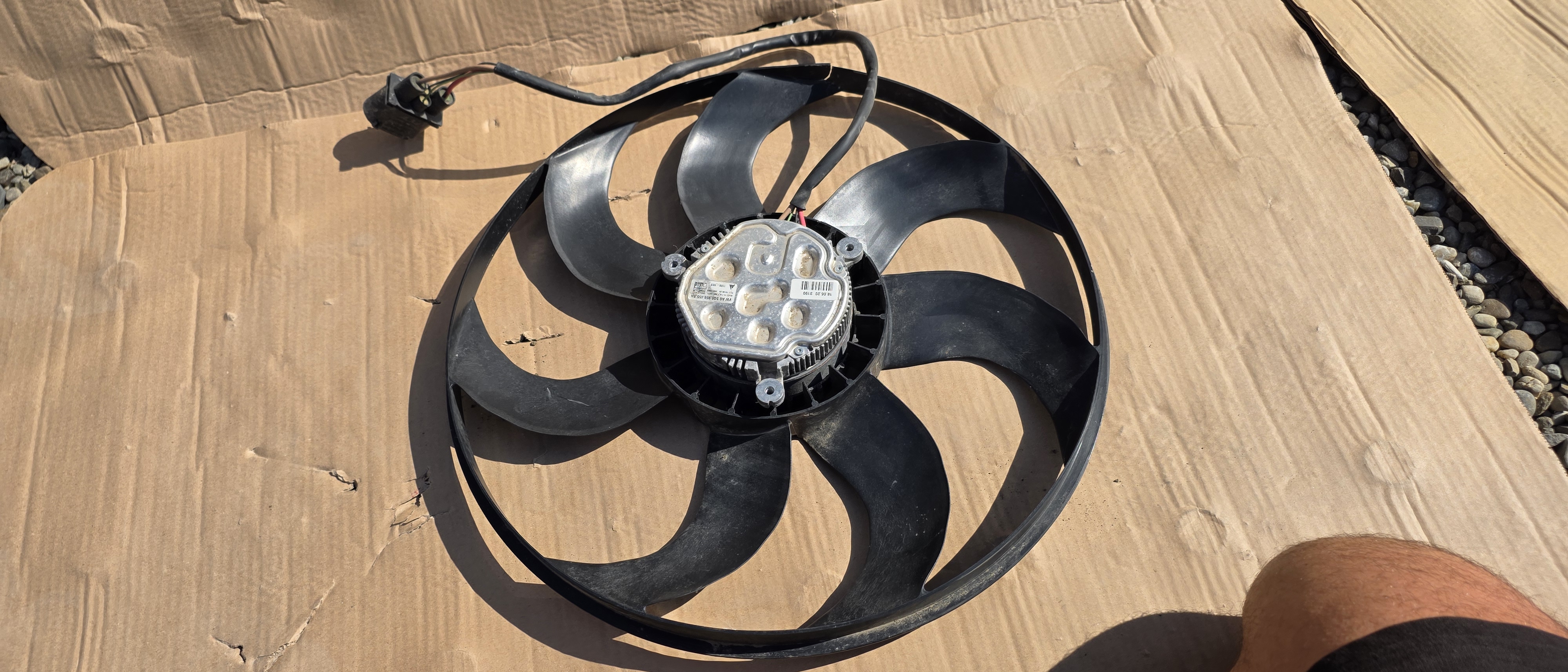 Electroventilator racire Vw Passat B8 / Golf 7 / Skoda Superb 3 / Octavia 3 2.0 TDI 2015 2016 2017 2018