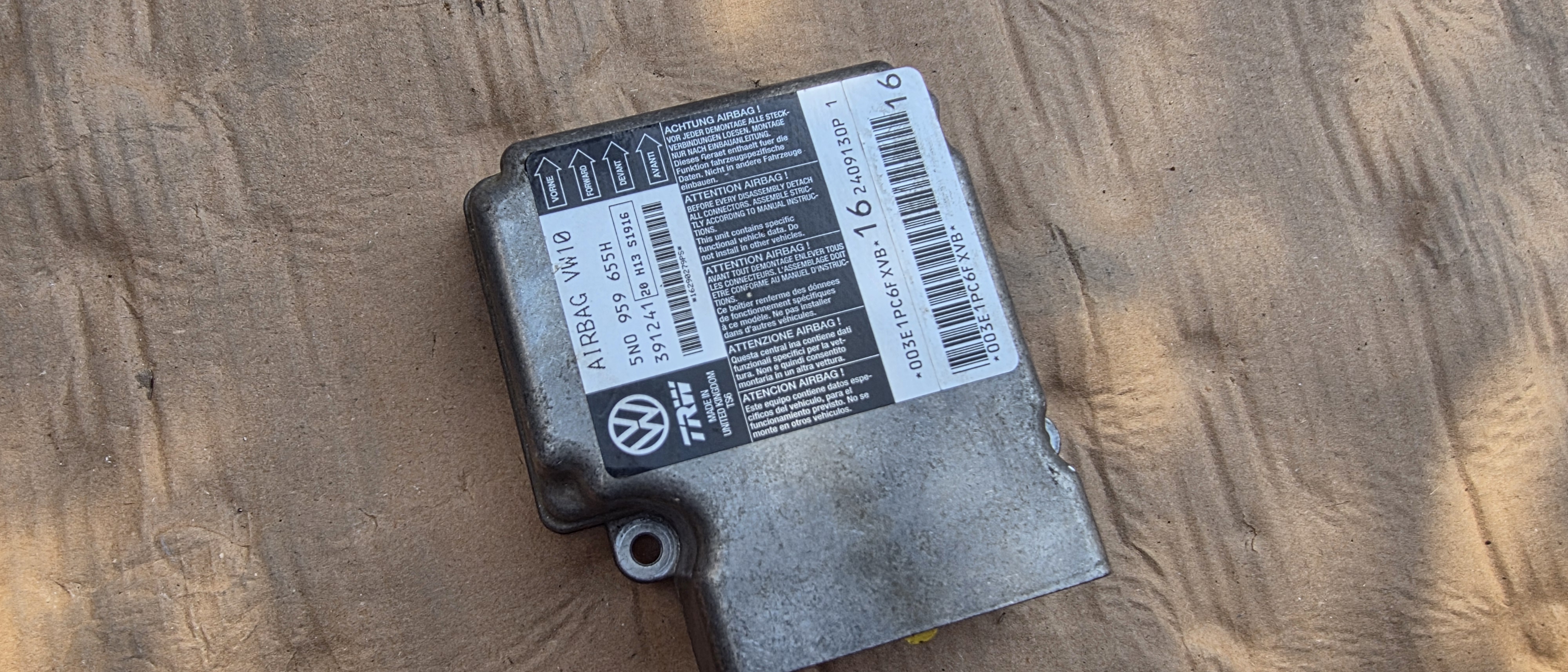 Calculator airbag Vw Passat B6 / Passat CC / Tiguan 2009 2010 2011
