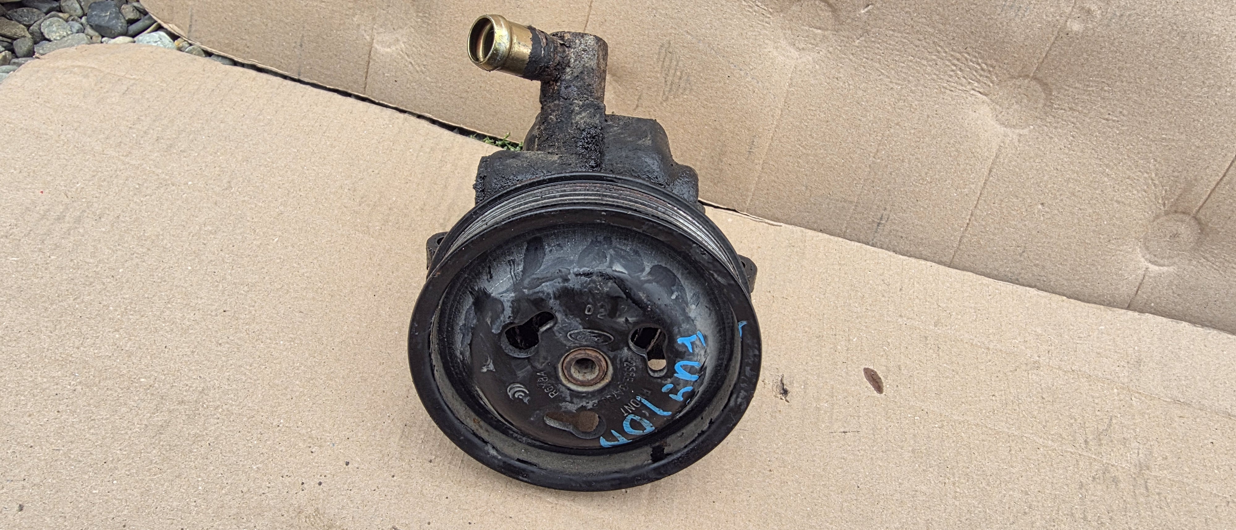 Pompa servodirectie Ford Fiesta / Fusion 1.4 benzina 2003 2004 2005 2006