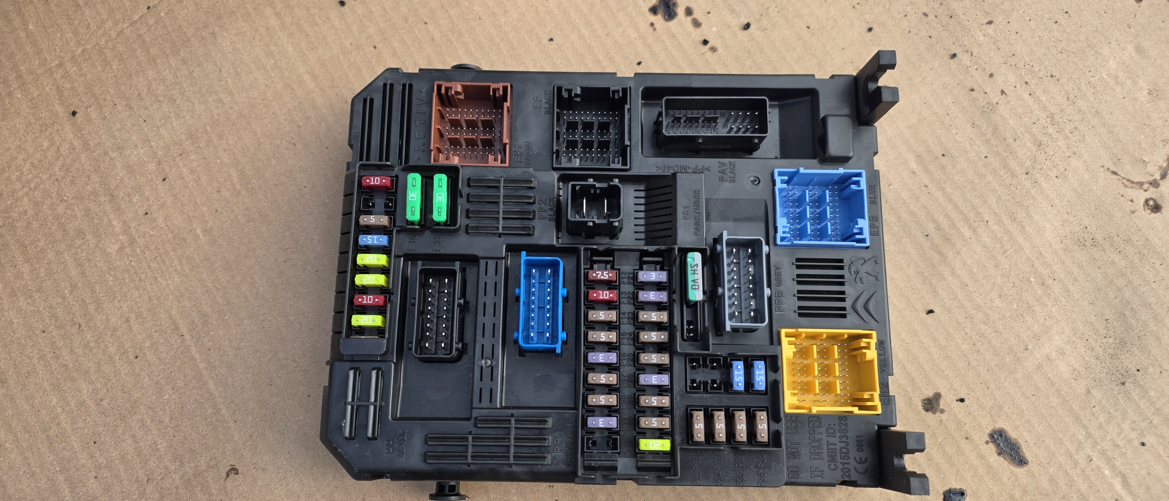 Modul confort BSI Opel Corsa F / Peugeot 2008 an 2019 2020 2021 2022 2023 2024