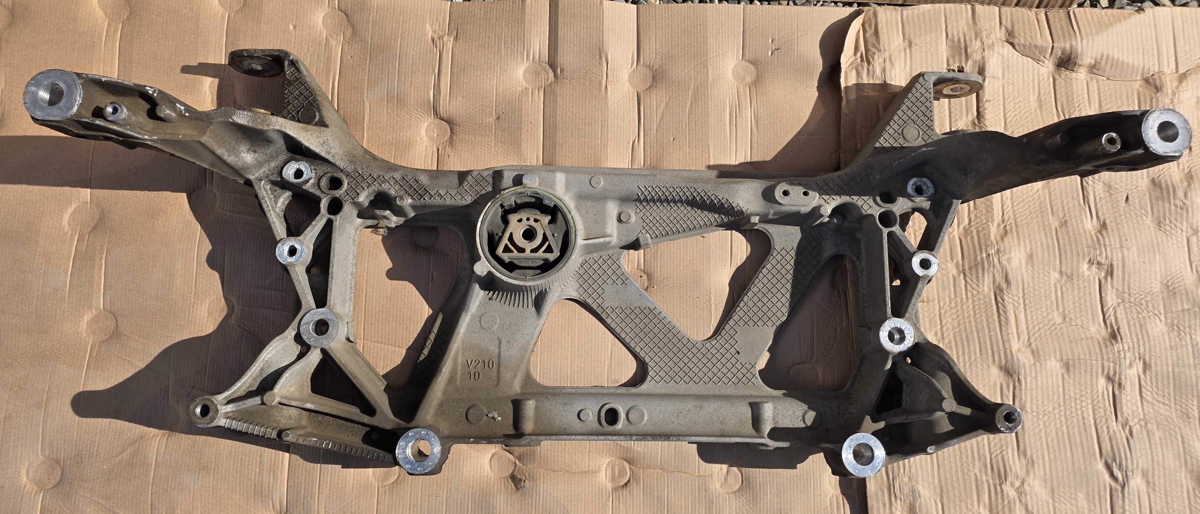 Jug motor / Cadru Vw Passat B8 2016 2017 2018 2019 2020