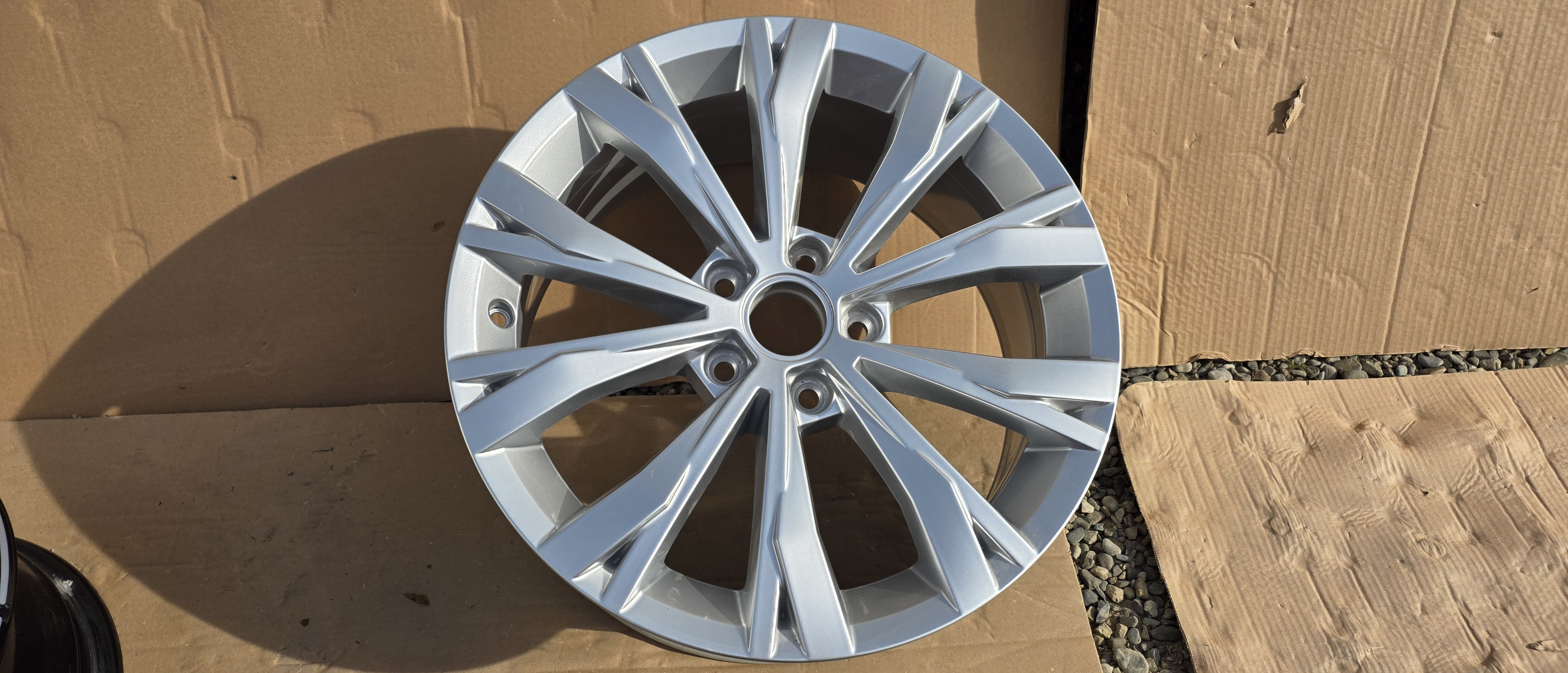 1 buc Janta Aliaj Vw Tiguan 2 5NA 17" 5NA601025 2016 2017 2018 2019 2020