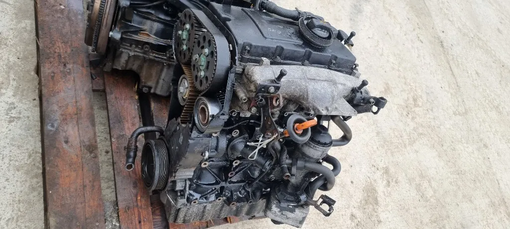 Motor Bkd 2.0 Tdi Vw Touran / Golf 5 / Skoda Octavia 2 2004 2005 2006 2007 2008