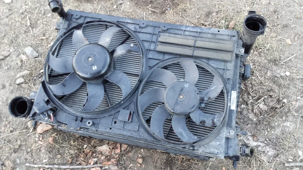 Radiator intercooler VW Passat 3C 2.0 TDI BMP 2005 2006 2007 2008