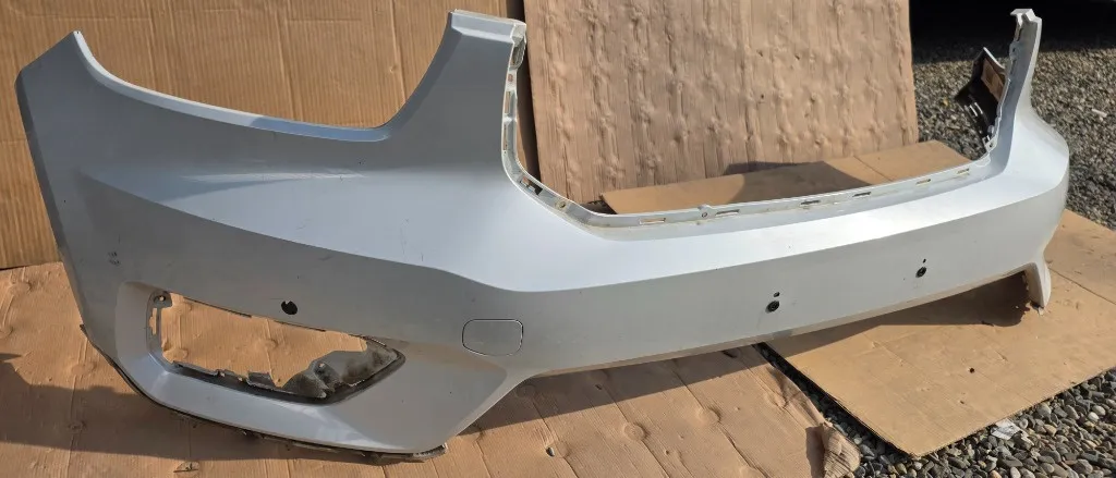 Bara fata Volvo XC40 2018 2019 2020 2021 2022