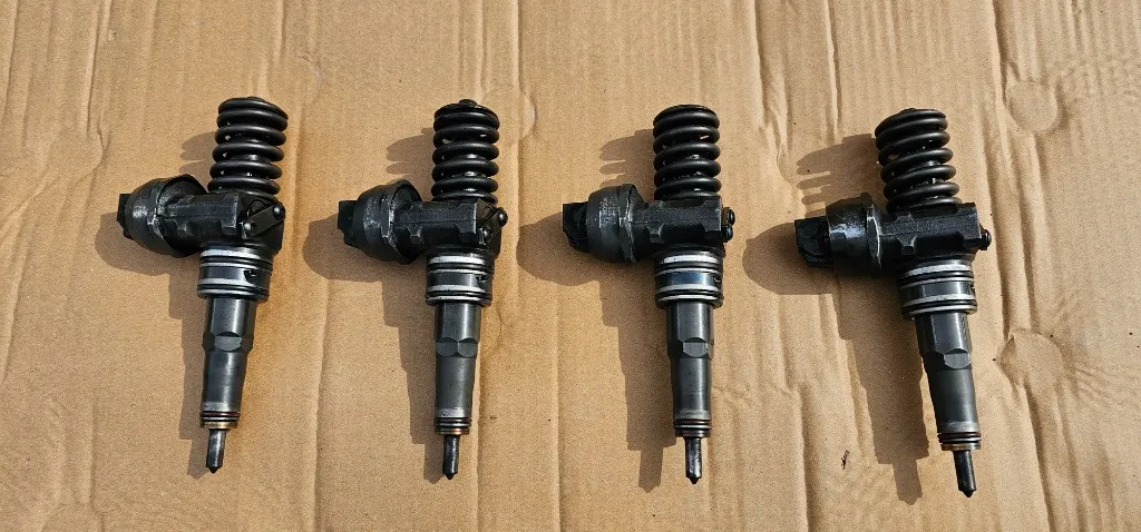 Injectoare Vw Touran 1.9 Tdi AZV BKC BXE 2004 2005 2006 2007